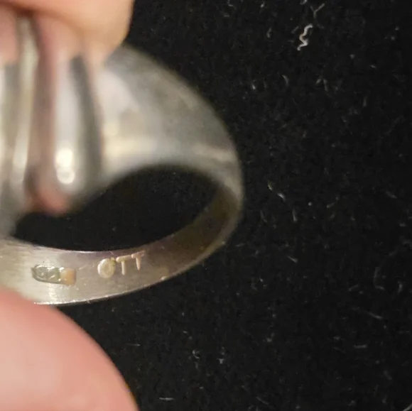 Sterling Silver Marked and Natural Lapis Oval Stone Ring 6.75 - Picture 7 of 9